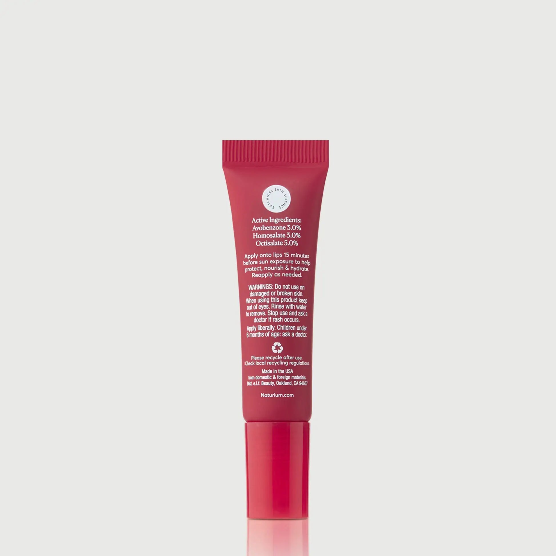 phyto-glow-lip-balm-spf-45-oasis-l0 NATR-10125_PhytoGlow_SPF_Oasis_primary_capon_back_bonebkgd_1.webp