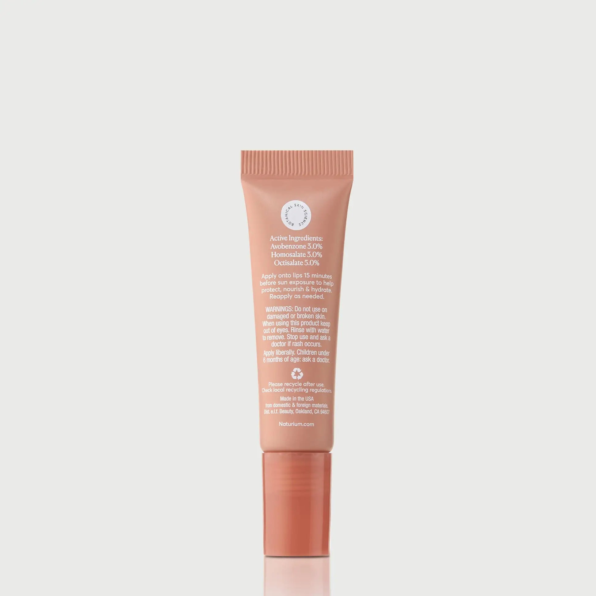 phyto-glow-lip-balm-spf-45-getaway-k5 NATR-10126_PhytoGlow_SPF_Getaway_primary_capon_back_bonebkgd_1.webp