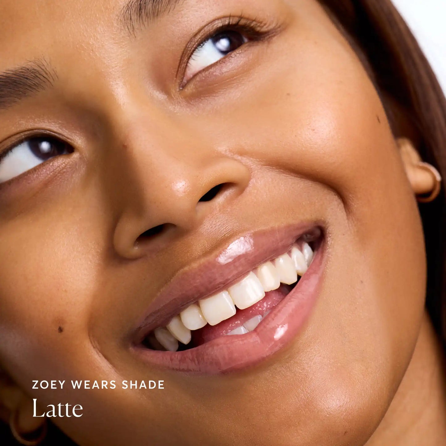 phyto-glow-lip-balm-latte-c1 NATR-60110-Alt-Images-Phyto-Glow-Lip-Balm-Latte-04.webp