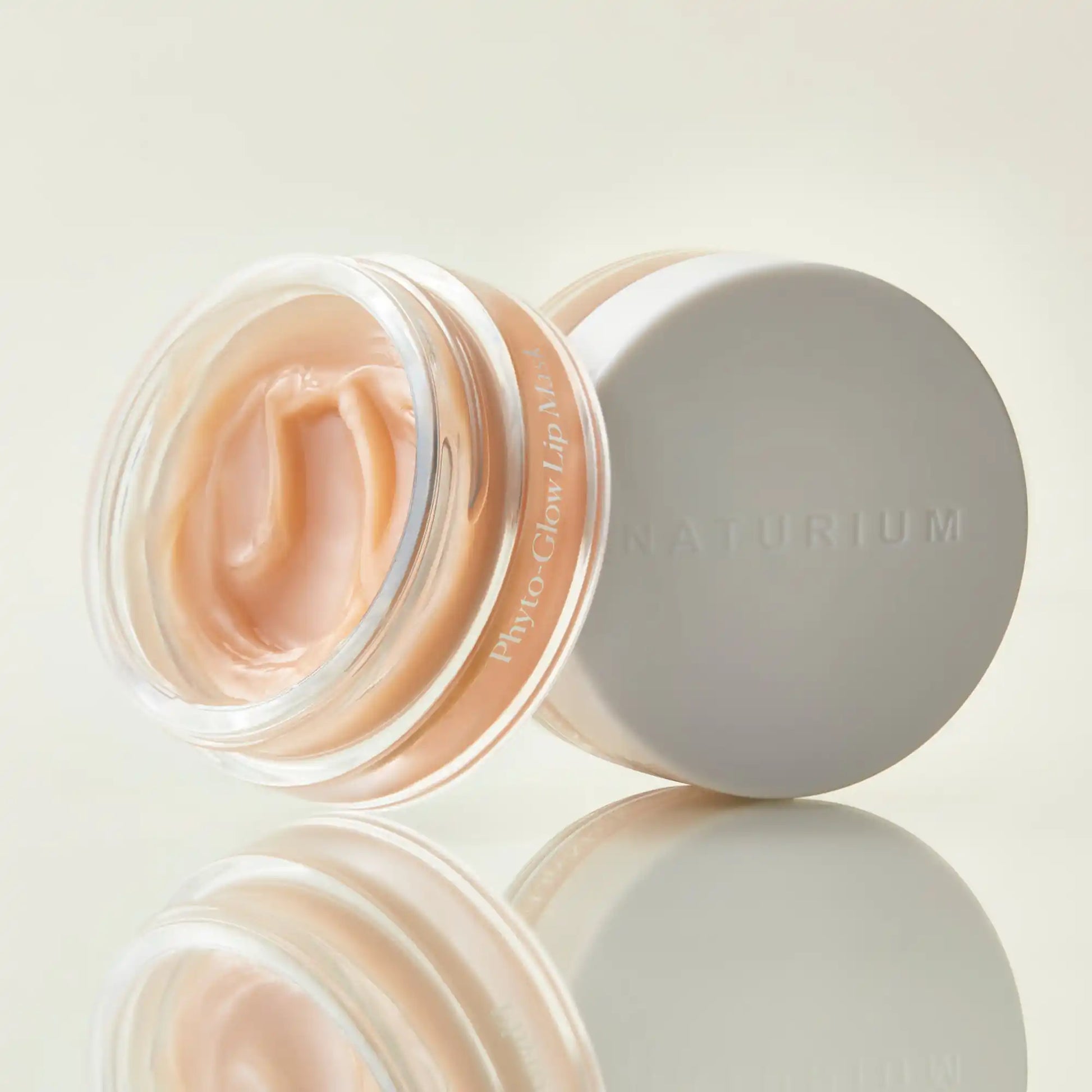 phyto-glow-lip-mask-y9 phyto-lipmask_0607-crop.webp